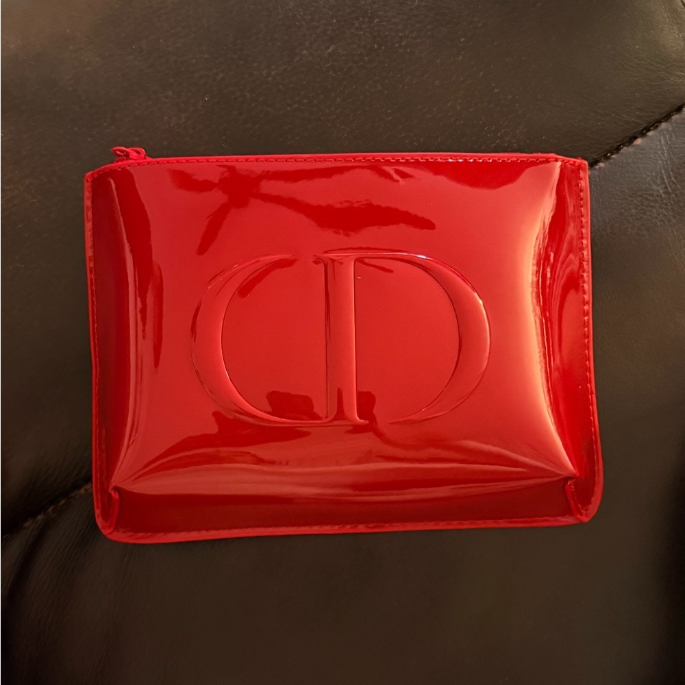 Dior Glossy Red  Make Up Clutch - Picture 2 of 3
